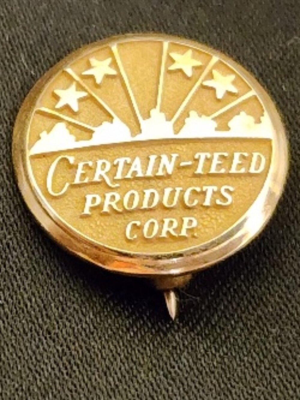 Vintage 10K Gold CertainTeed Service Pin